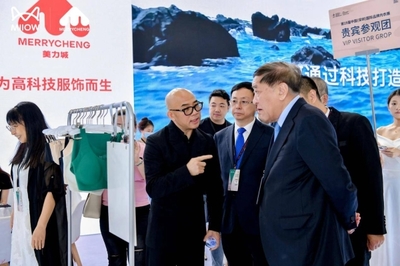 美力城携明星产品闪耀深圳内衣展，引领科技服饰新趋势